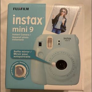NIB - Fuji Film Instax Mini 9
